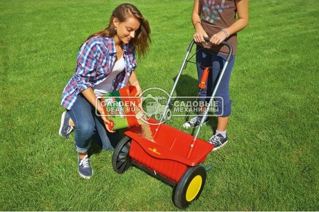 Тележка - сеялка для семян, песка и реагентов WOLF-Garten WE 430 (GER, ёмкость 20 л., ширина 43 см.)